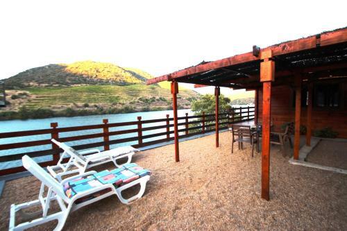 Hostal Douro Fluvina Yachts & Chalets