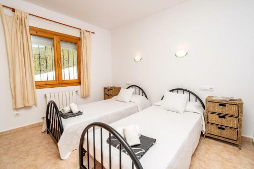 Xabia Villa Sleeps 6 Pool Air Con Wifi