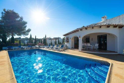 Xabia Villa Sleeps 6 Pool Air Con Wifi