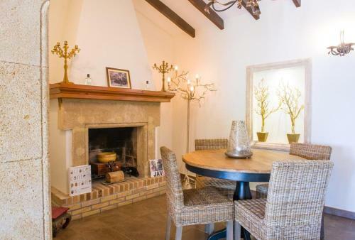 Xabia Villa Sleeps 6 Pool Wifi