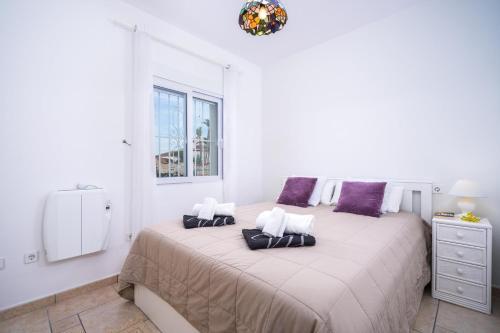 Xabia Villa Sleeps 6 With Pool Air Con And Wifi