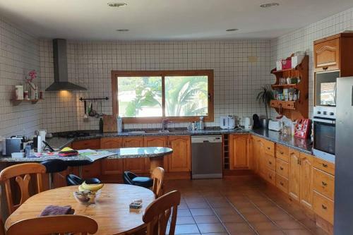 Immaculate 5-bed Villa In Xabia