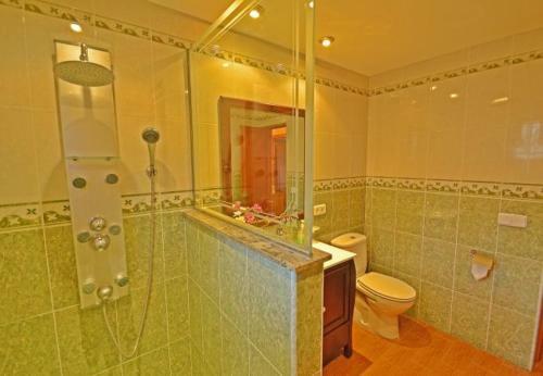 El Toro Villa Sleeps 8 With Pool Air Con And Wifi