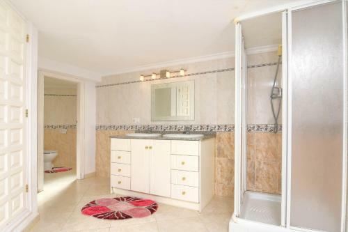 We Love Villas - Villa Legazpi