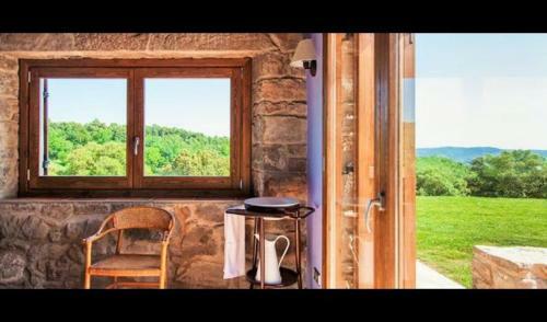 Montcortes Villa Sleeps 11 With Pool