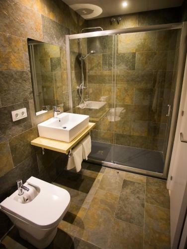 Villa Lucerna Sports & Hotel Resort
