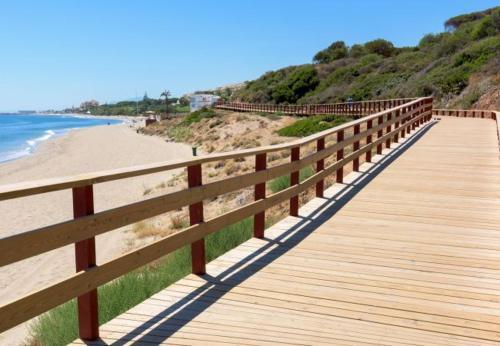 Sitio de Calahonda Apartment Sleeps 6 Pool Air Con
