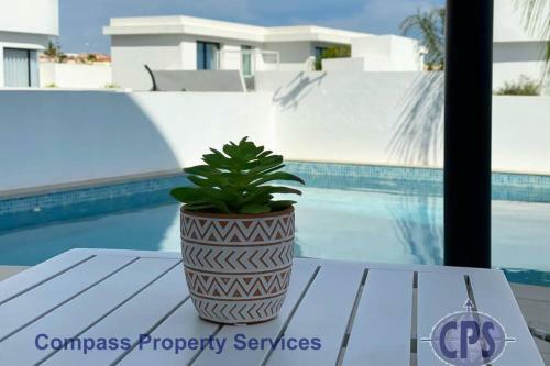 Apartamento Luxurious Villa Private Pool La Marina Urb Lm3