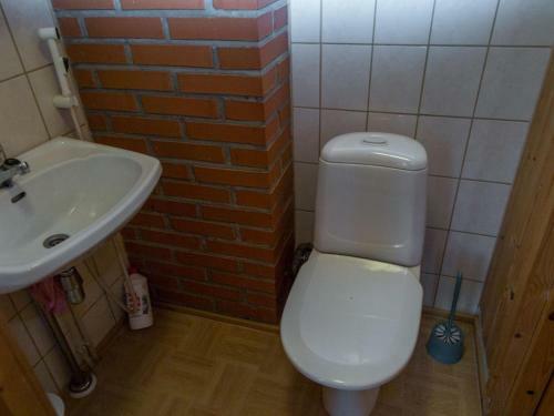 Holiday Home Pihalintu