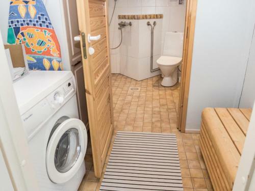 Holiday Home Nelikko B