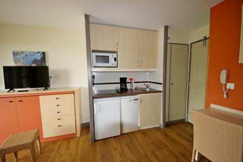 Apartamento 2a - R0 142 - 404la
