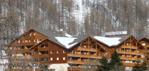 Chalets Du Verdon La Foux D'allos 2p6