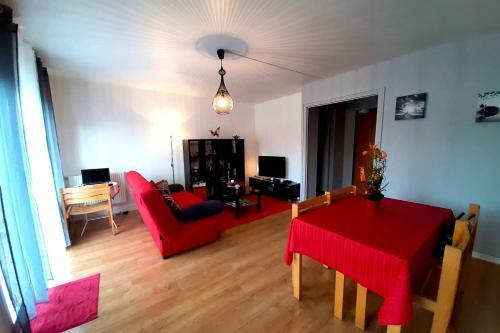 Apartment 4 Pers 3 Minutes From Clos Luc�