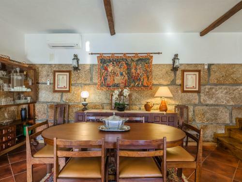 Villa Quinta Da Padrela Winery House