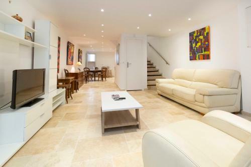 Apartamento Maison de Ville Rue Fourmilli�re