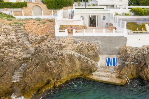 Bnb Renting Cap D'antibes Seafront Direct Access To The Sea