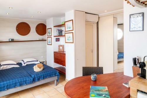 Bnb Renting Cap D'antibes Seafront Direct Access To The Sea