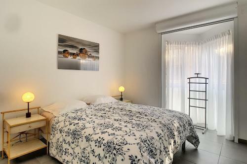 Nice Two-bed Apartment Terrace Port Vauban In Antibes