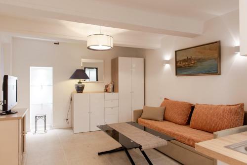 Apartamento Matisse Furnished Studio