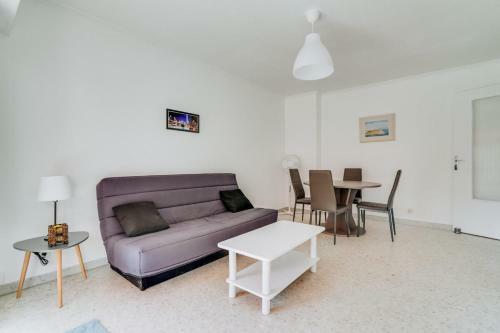Apartamento C�res Furnished Flat