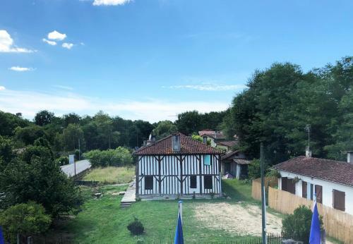 Hotel H�tel Du Lac D'arjuzanx