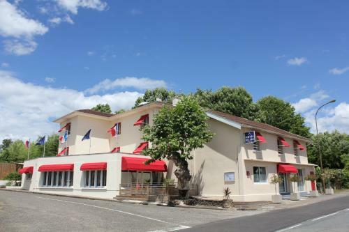Hotel H�tel Du Lac D'arjuzanx