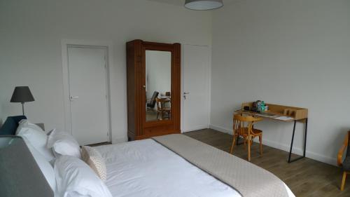 Hostal Maison D'h�tes Le 90