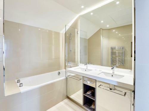 Apartment Miramar La Cigale - Rhu300