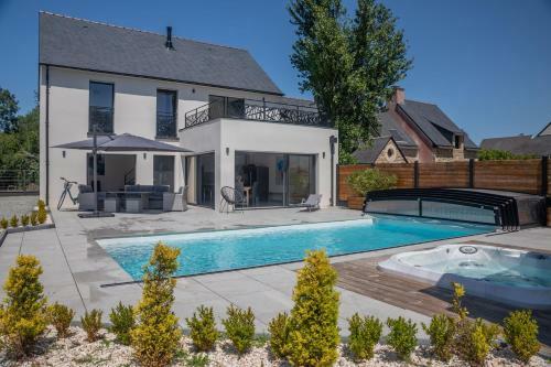 Les Ajoncs - Maison Piscine Et Jacuzzi - Arzon