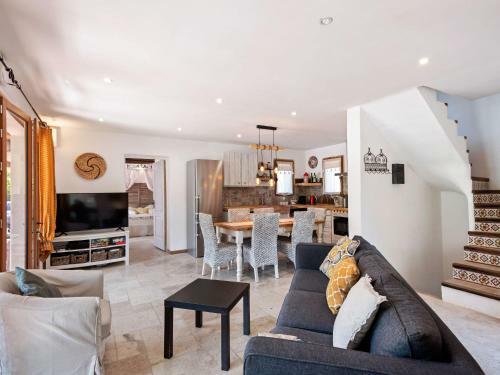 Classy Villa In Bargemon With Private Swimming Pool