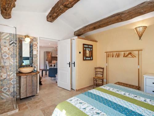 Classy Villa In Bargemon With Private Swimming Pool