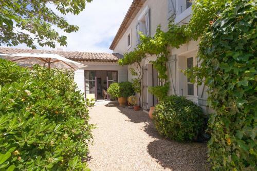 Villa Les Beaumettes Not Far From Gordes