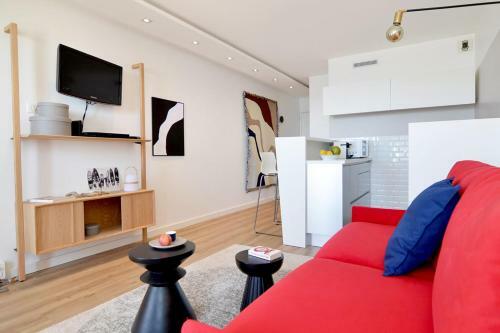 Apartamento Nouvelle Vague Studio W Balcony Seaview & Pool