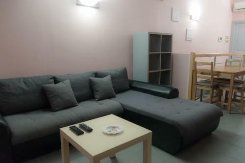 Apartamento Charming Flat Near Train Station - Air Rental