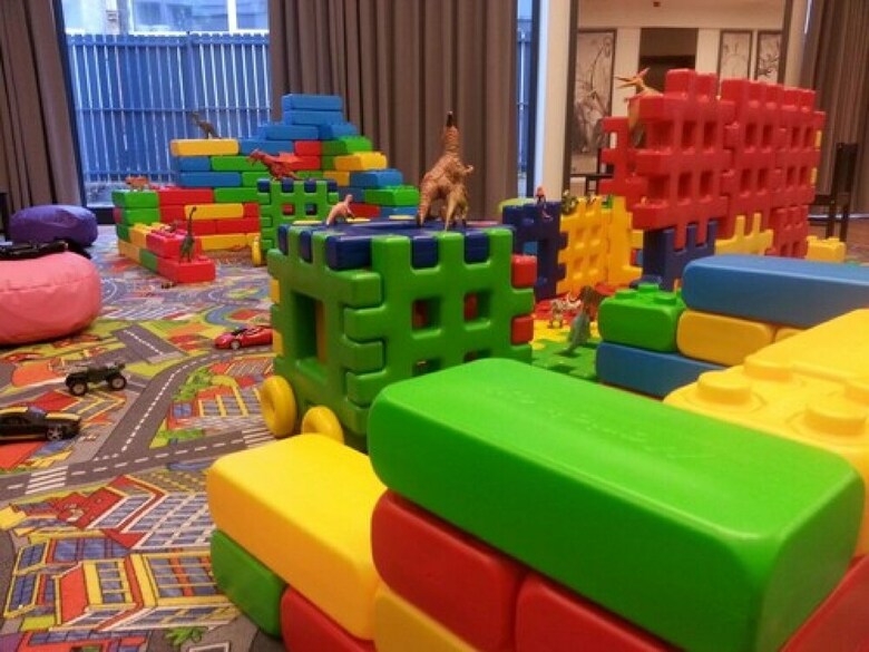 Mhotel