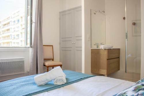 Guestready - Spacious 3-bdr Apartment Near La Grande Plage