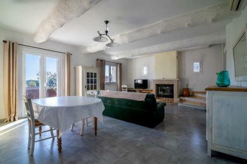 Villa Marine Charming Villa With Garden In Biot