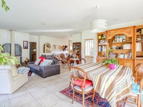 Maison Biscarrosse, 4 Pi�ces, 8 Personnes - Fr-1-521-158