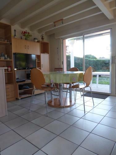 Apartamento Two- Bedroom Villa With Garden