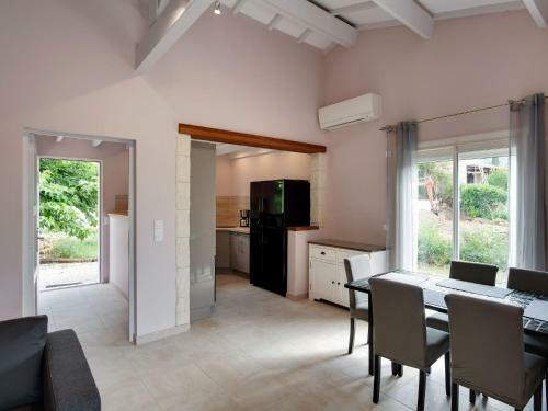 Charming Holiday Home In Callian With Private Pool