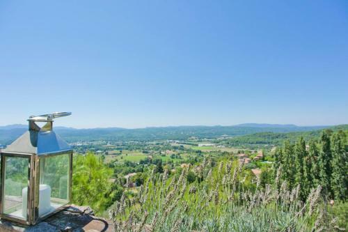 Callian Villa Sleeps 6 With Pool