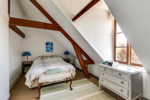 Campigneulles-les-petites Villa Sleeps 12 Wifi