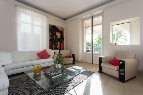 Superb Villa Cannes Palm Beach