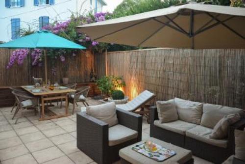 Cannes Apartment Sleeps 4 Wifi T692748