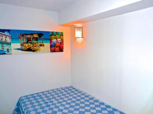 Cannes Apartment Sleeps 7 Pool Air Con Wifi
