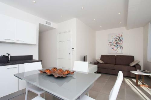 Apartamento Martinez Area: New 2beds/2baths