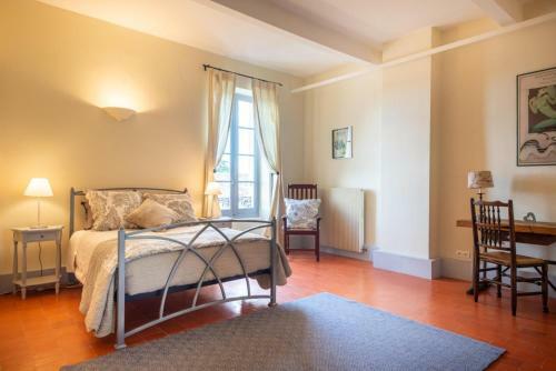 Caux Villa Sleeps 12 With Pool And Wifi