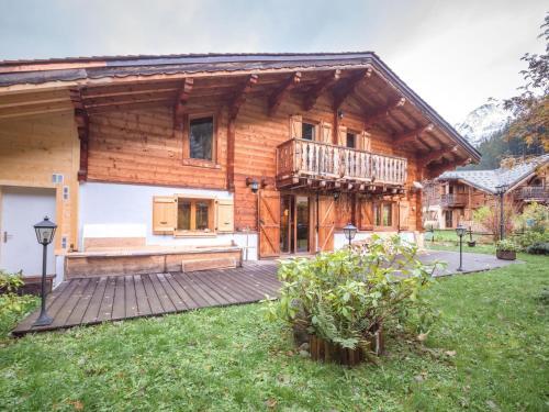 Let Us Discover Chamonix, A Winter Resort Which Keeps On Fascinating Visitors !