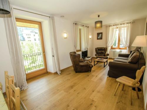 Boutique Apartment In Rhone Alpes With Balcony