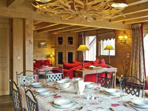 Tasteful Chalet In Chamonix Near Chamonix Ski Area